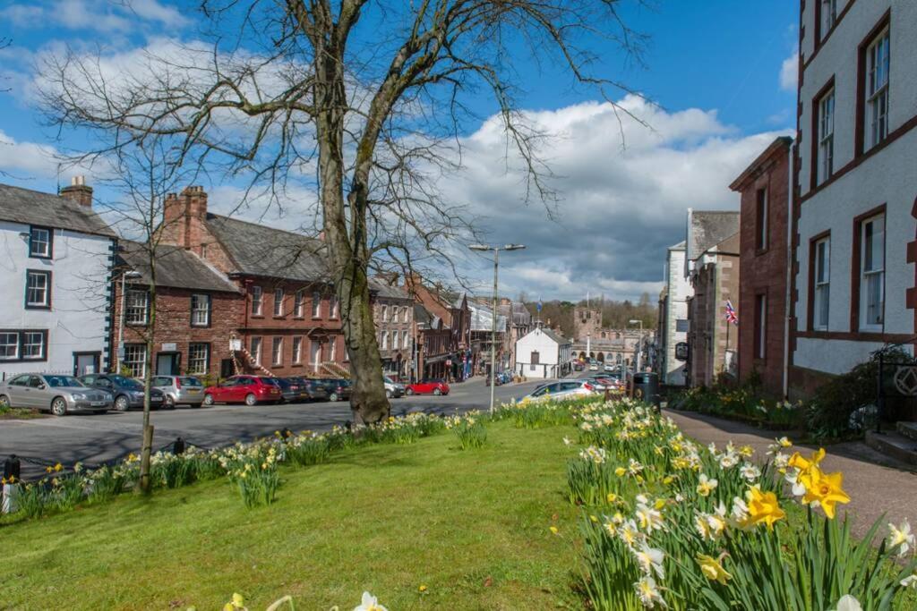 2 Mews Cottages - Town Centre Location Appleby-in-Westmorland Exterior photo